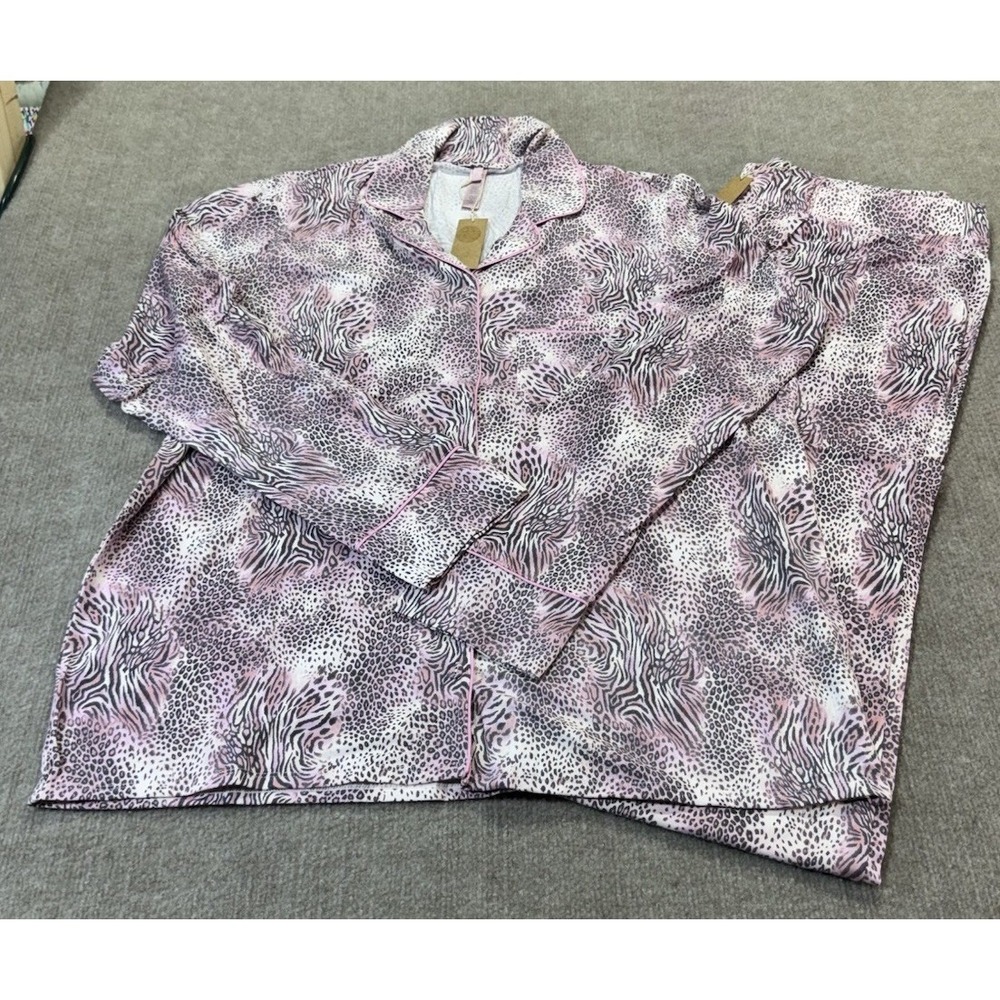 SKIMS L Sleep Long Sleeve Sleep Set in the "Bloom Mini Multi Animal Cozy Comfort